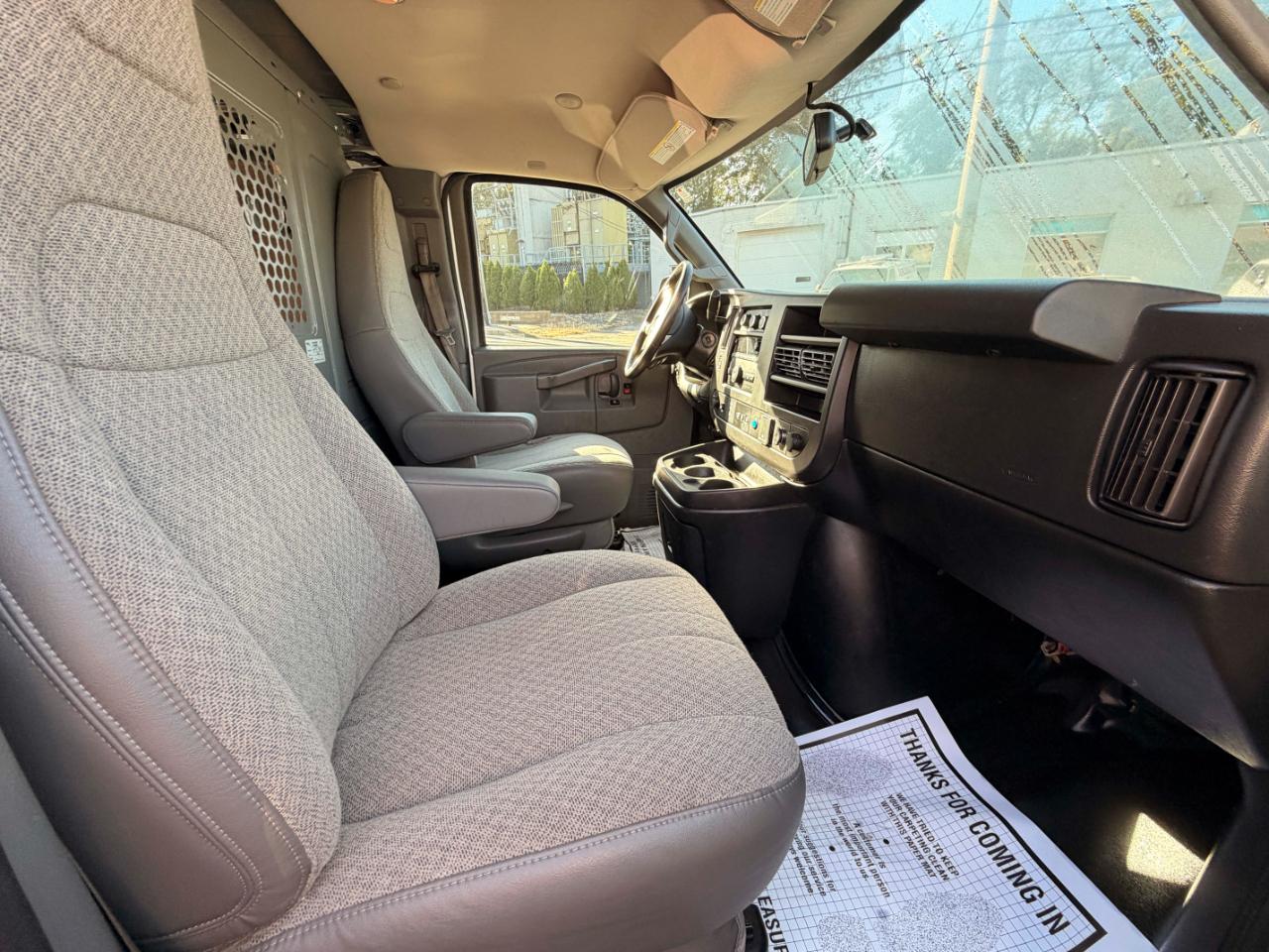 GMC Savana G3500 Cargo Ext 2019