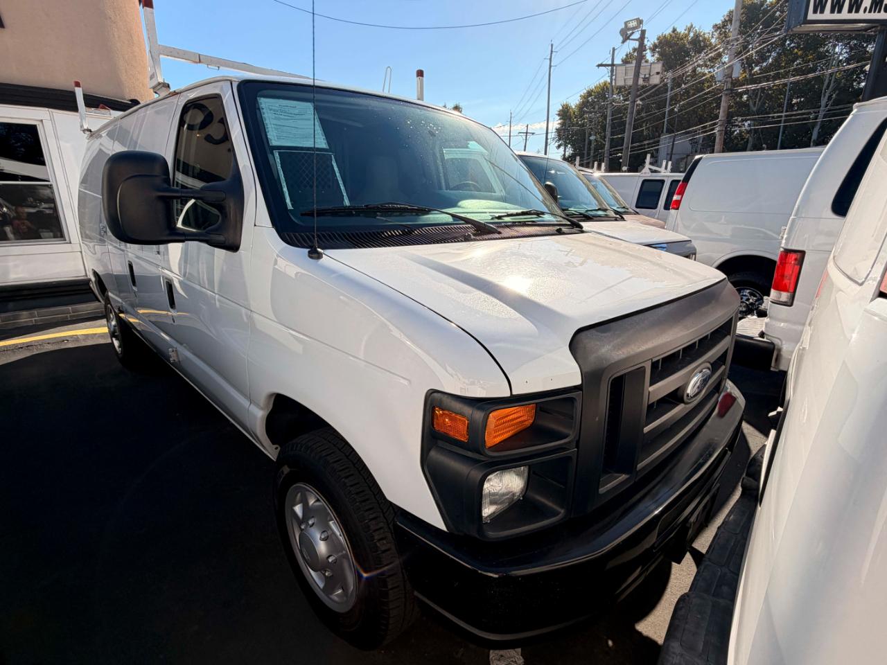 Ford Econoline E-150 2010