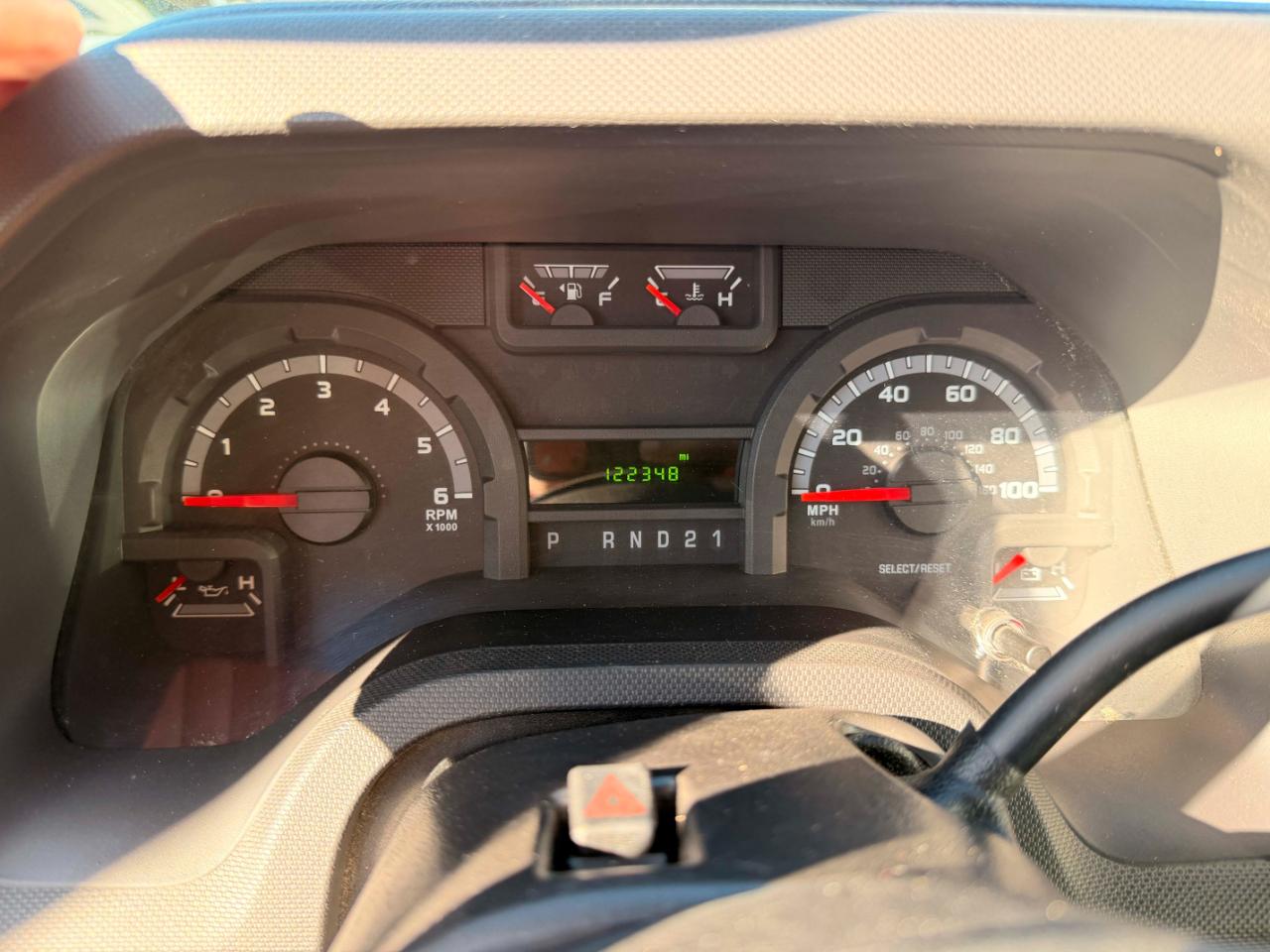 Ford Econoline E-150 2010