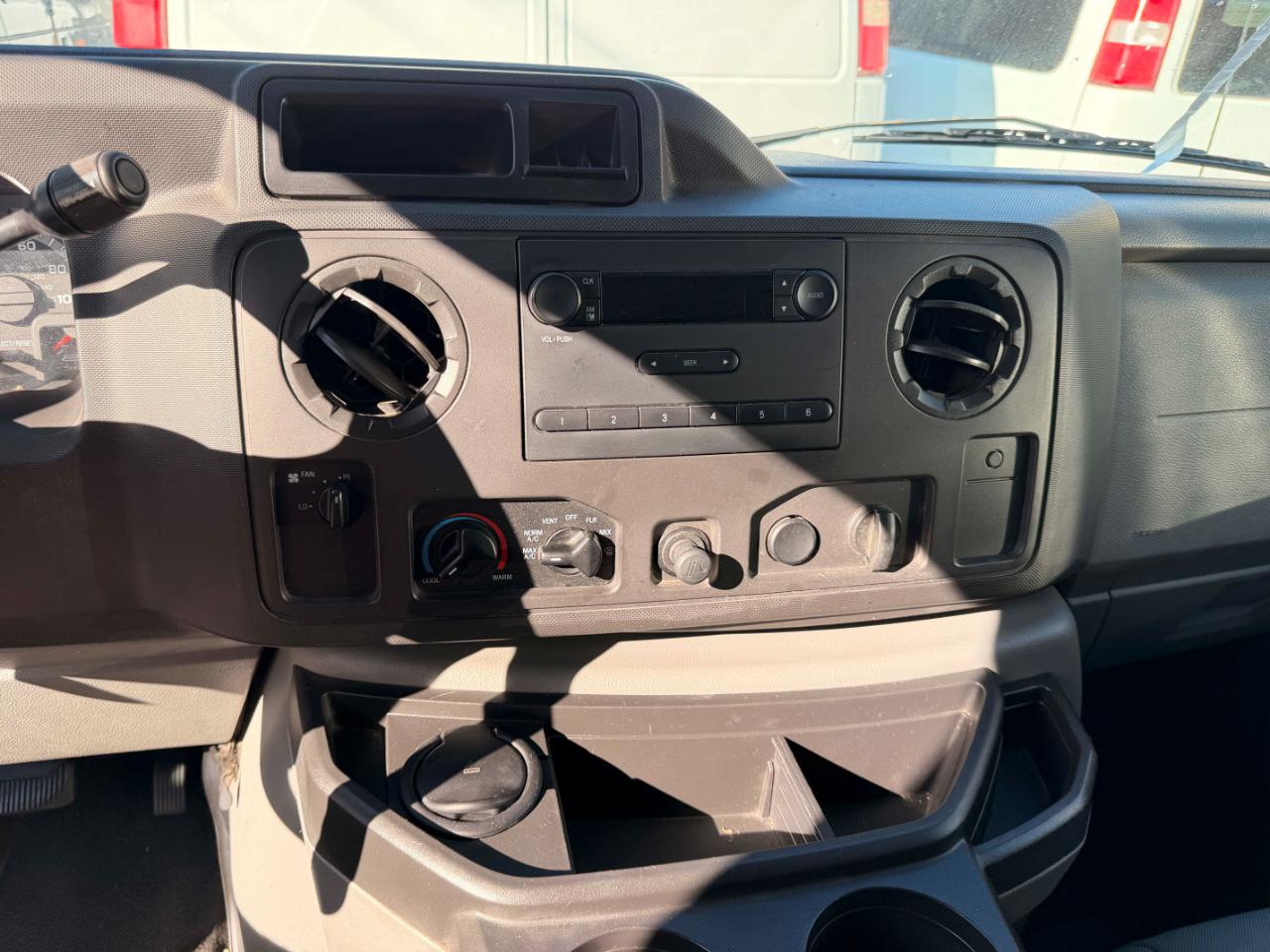 Ford Econoline E-150 2010