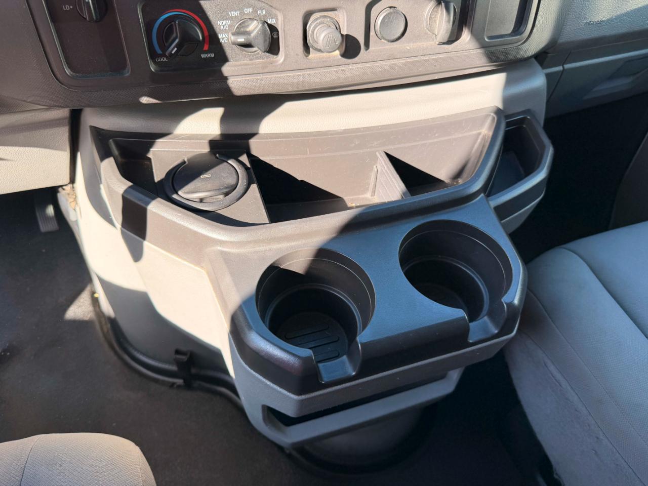 Ford Econoline E-150 2010