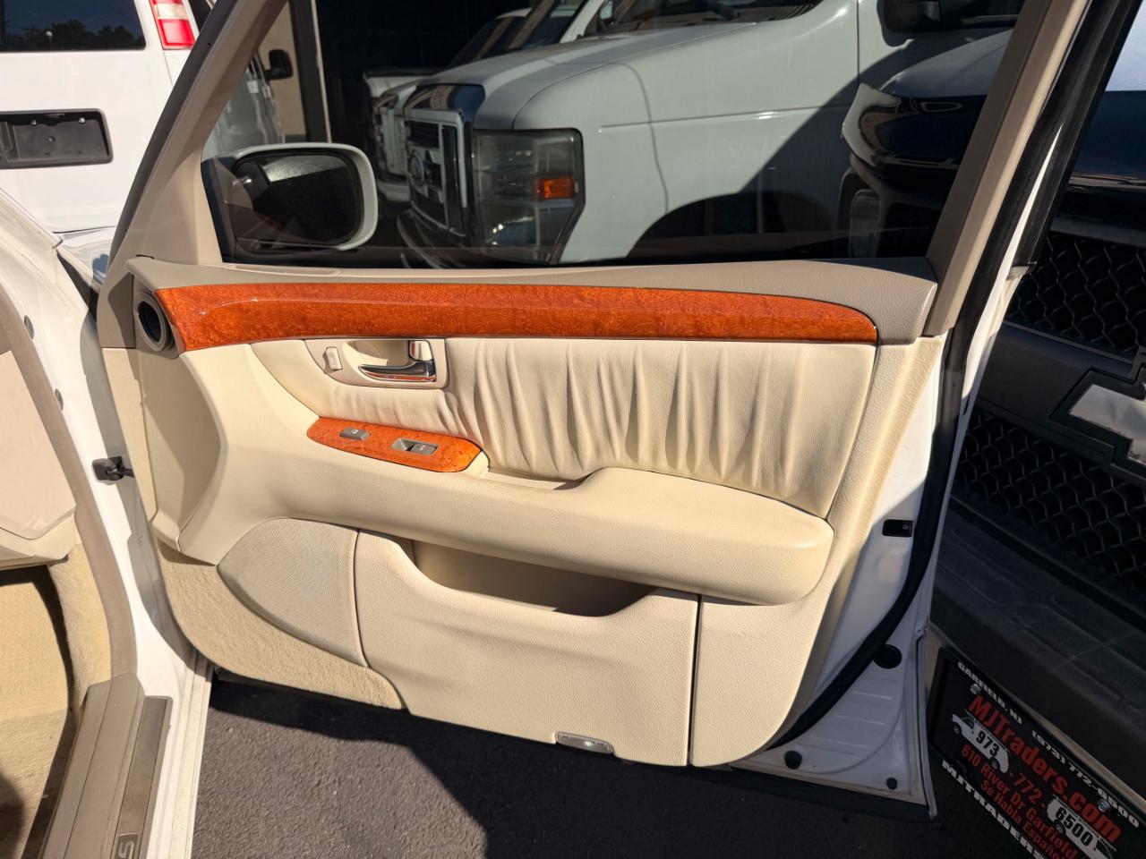 Lexus LS 430 Sedan 2003