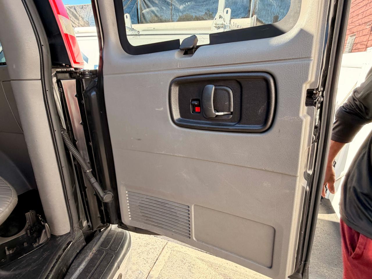 Chevrolet Express LS 3500 Extended 2013