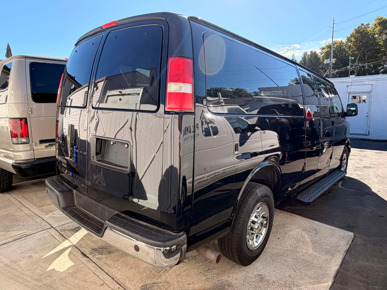 Chevrolet Express LS 3500 Extended 2013