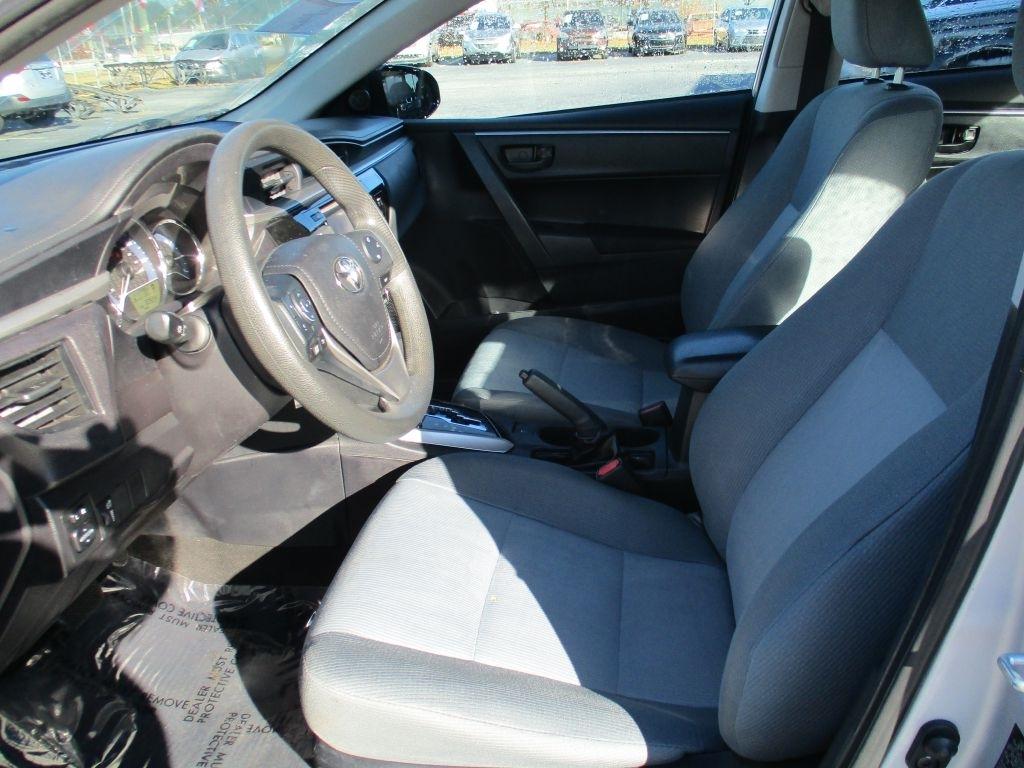 Toyota Corolla LE CVT 2016