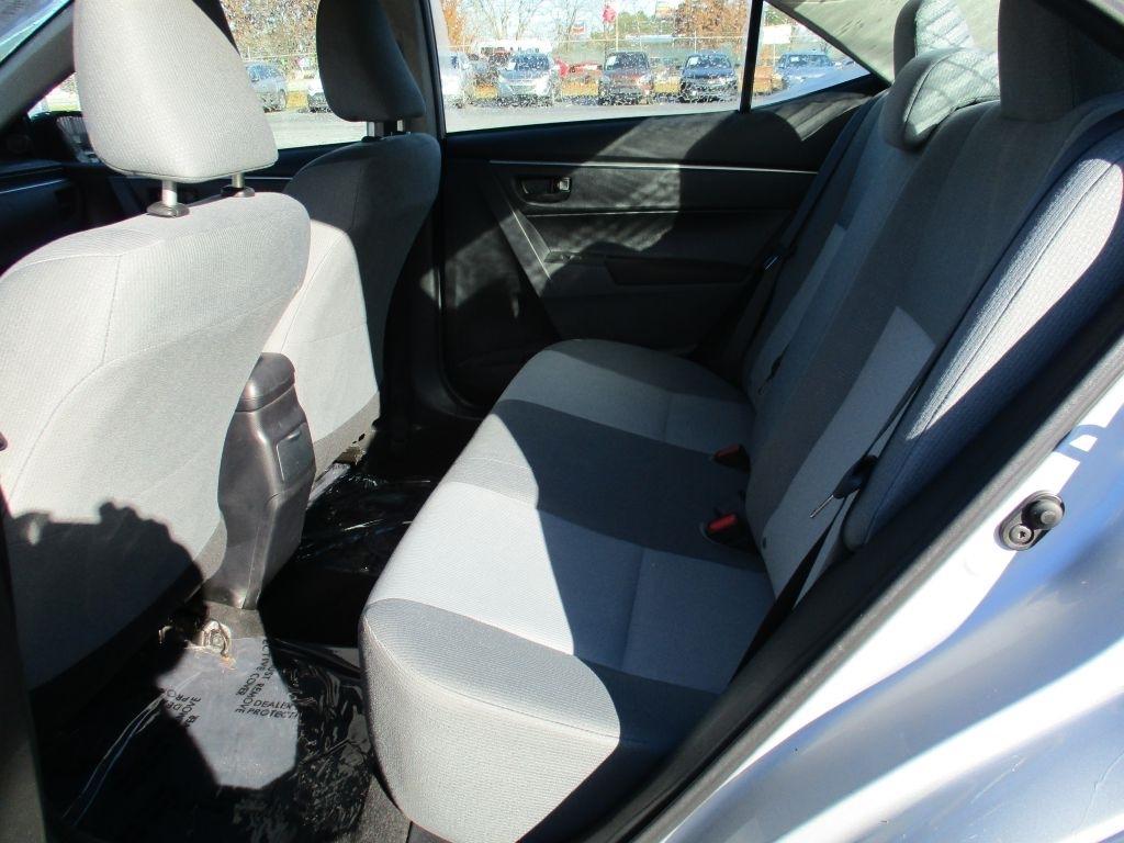 Toyota Corolla LE CVT 2016