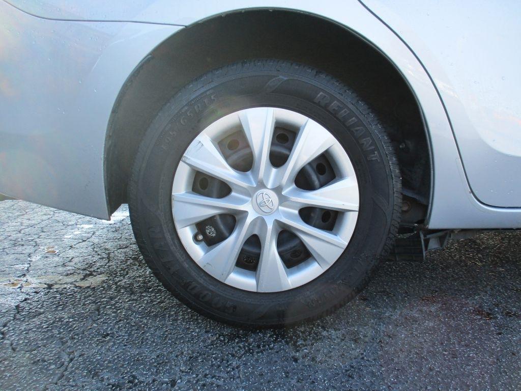 Toyota Corolla LE CVT 2016
