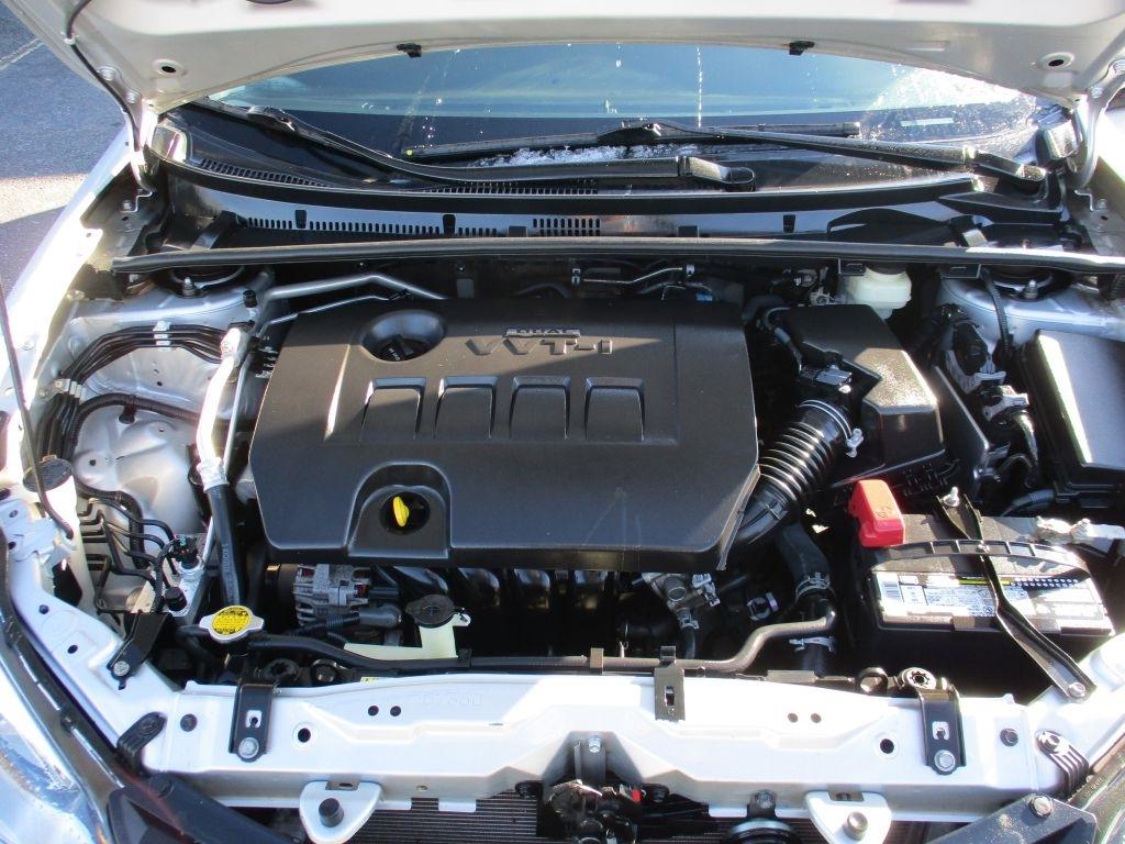 Toyota Corolla LE CVT 2016