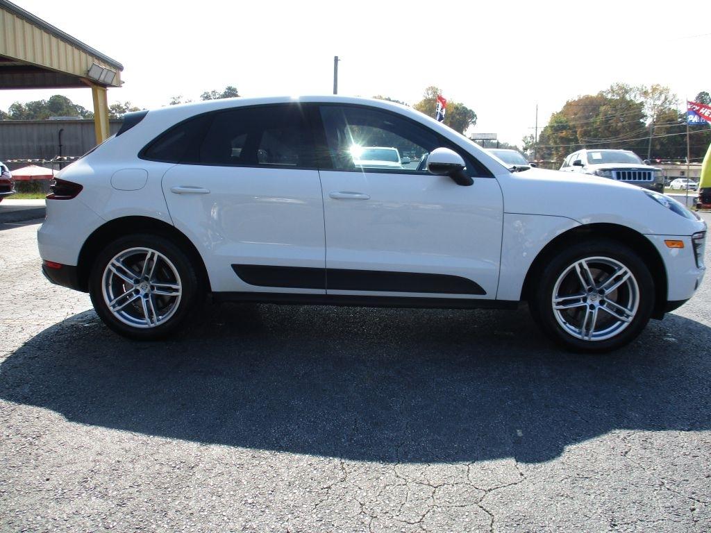 Porsche Macan GTS 2017