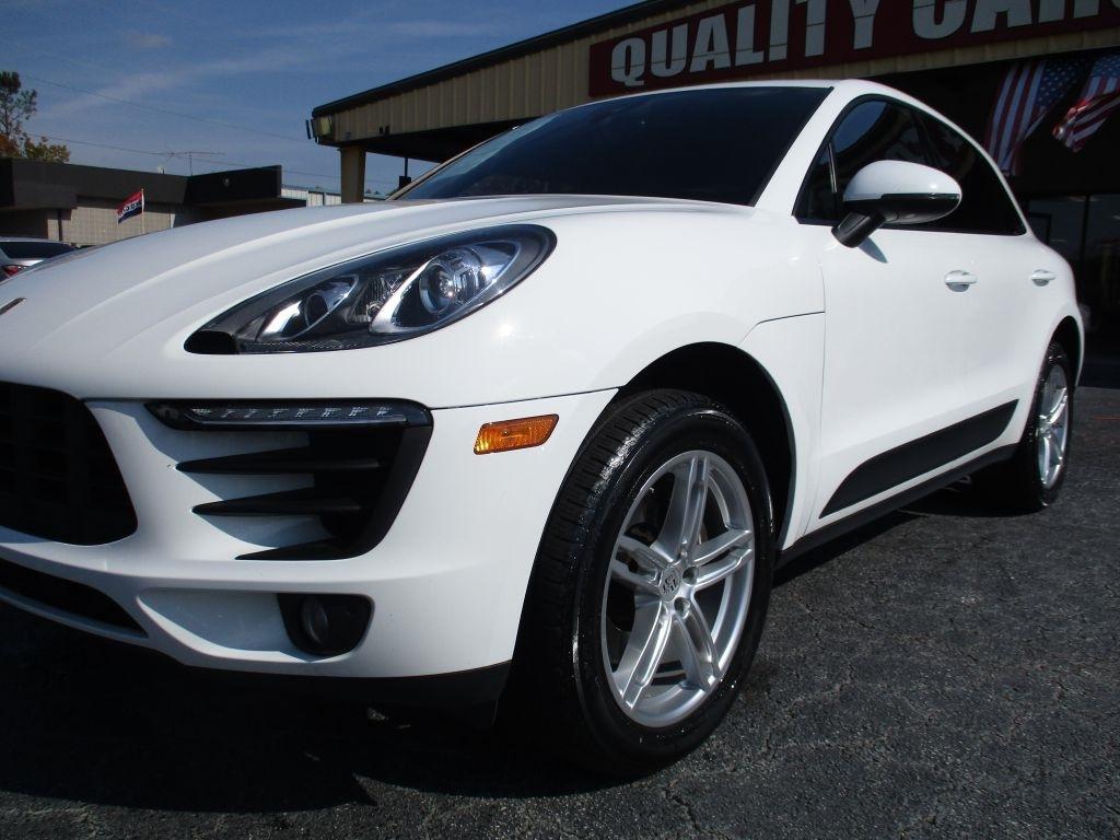Porsche Macan GTS 2017