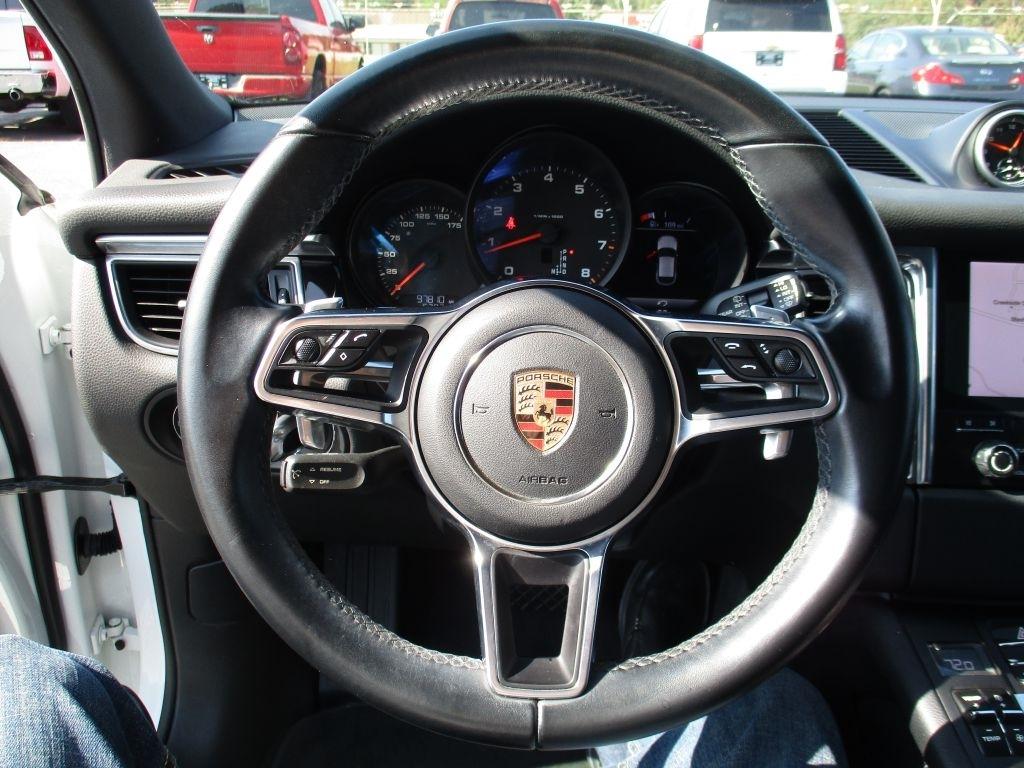 Porsche Macan GTS 2017