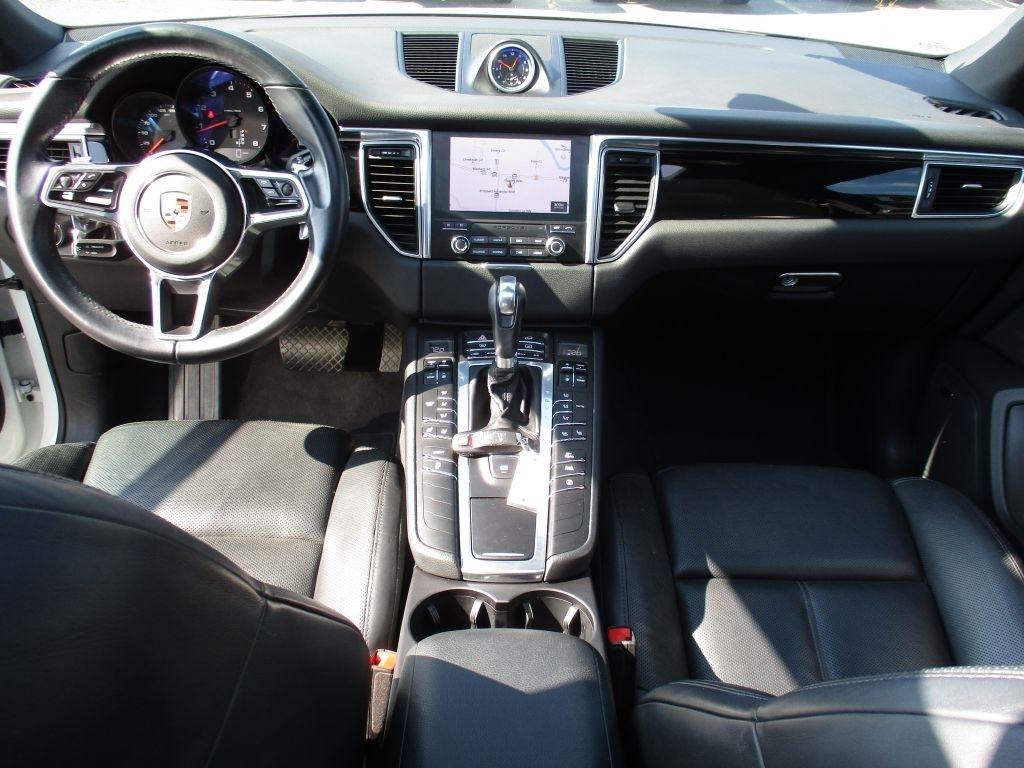 Porsche Macan GTS 2017