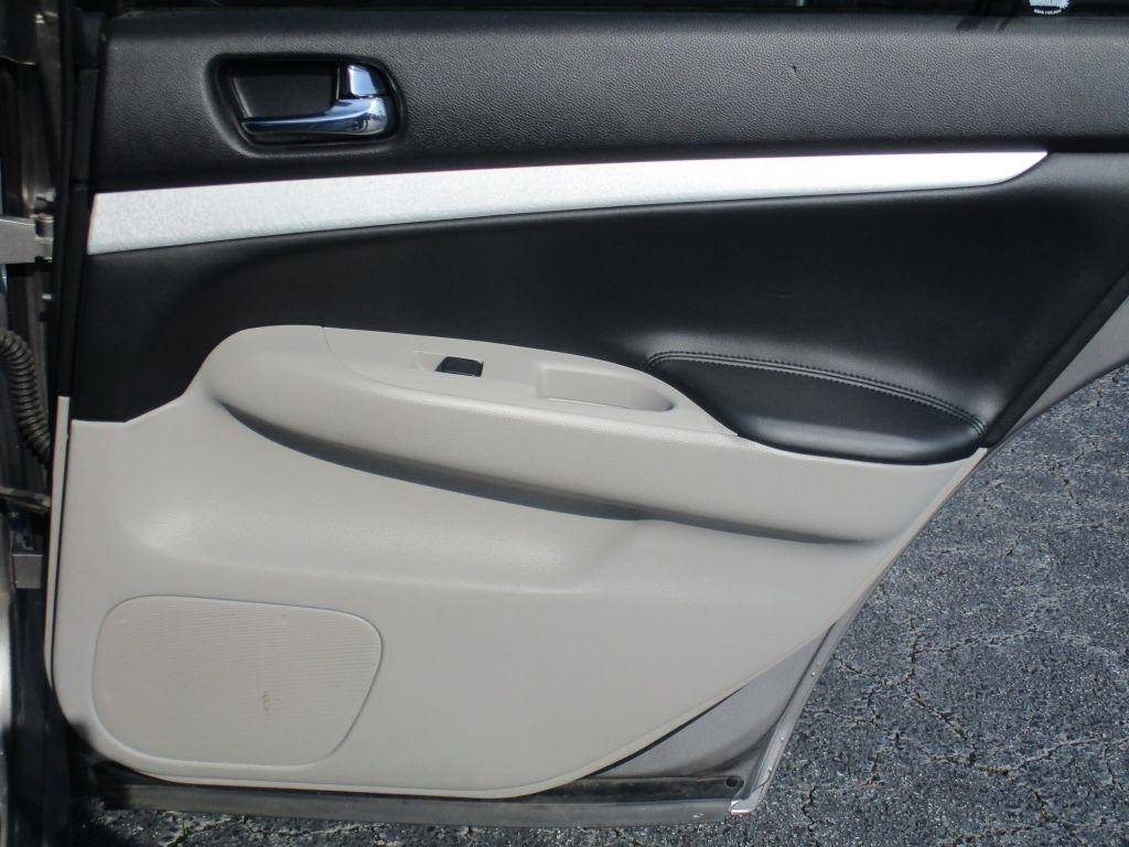 Infiniti G Sedan G37 Sport 6MT 2009