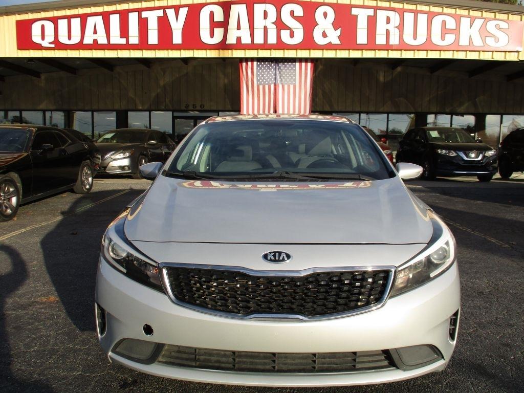 2017 Kia Forte LX 6A