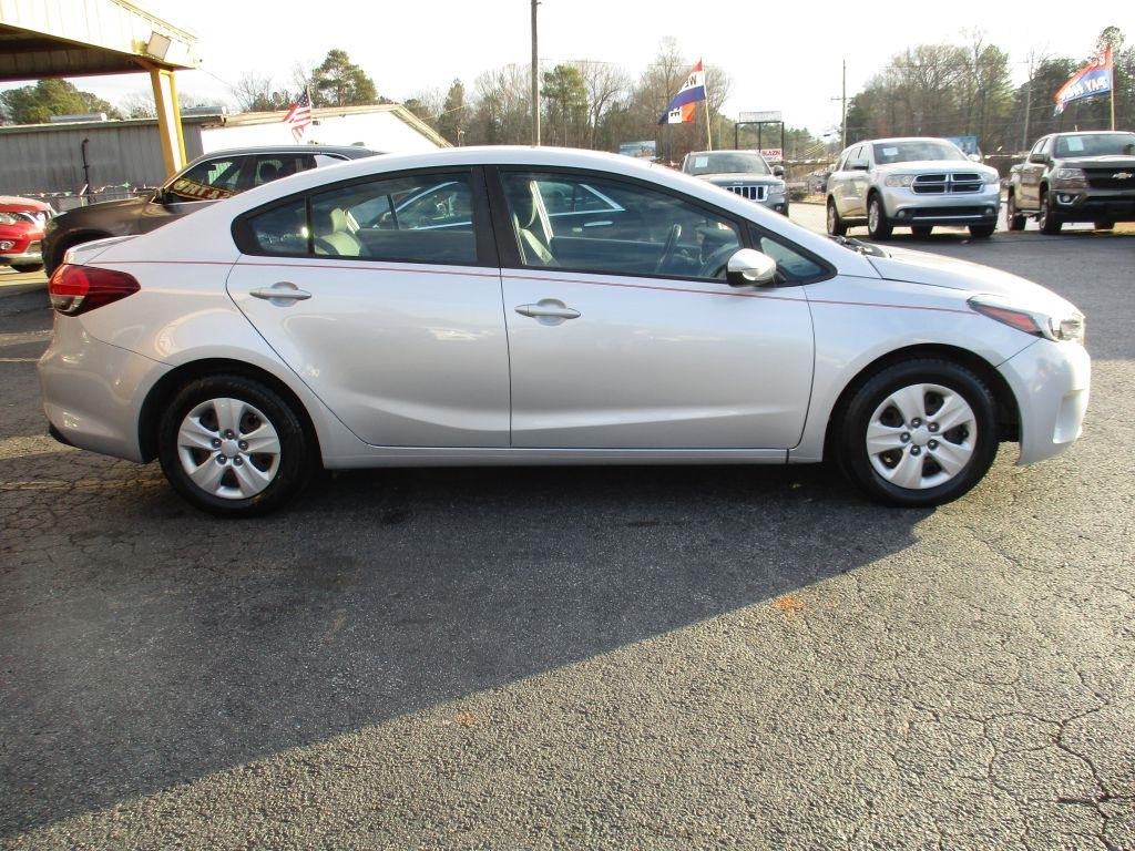 Kia Forte LX 6A 2017