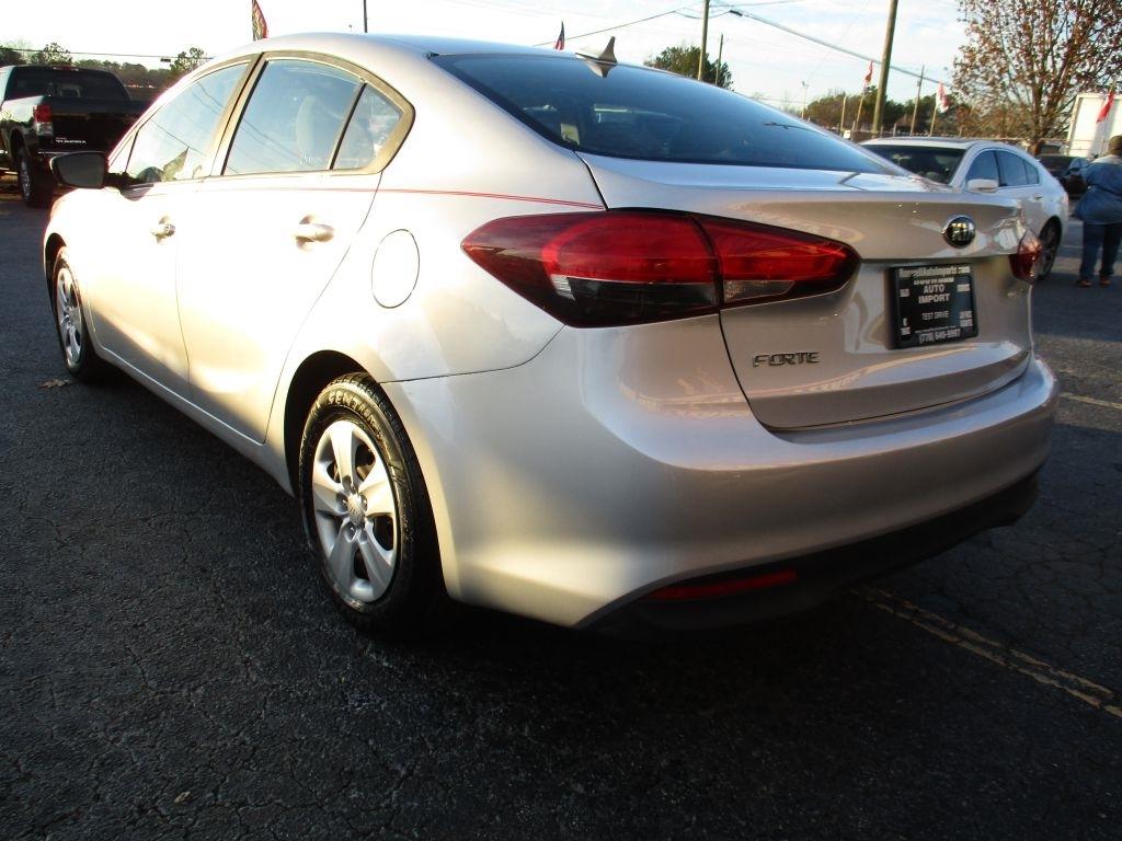 Kia Forte LX 6A 2017