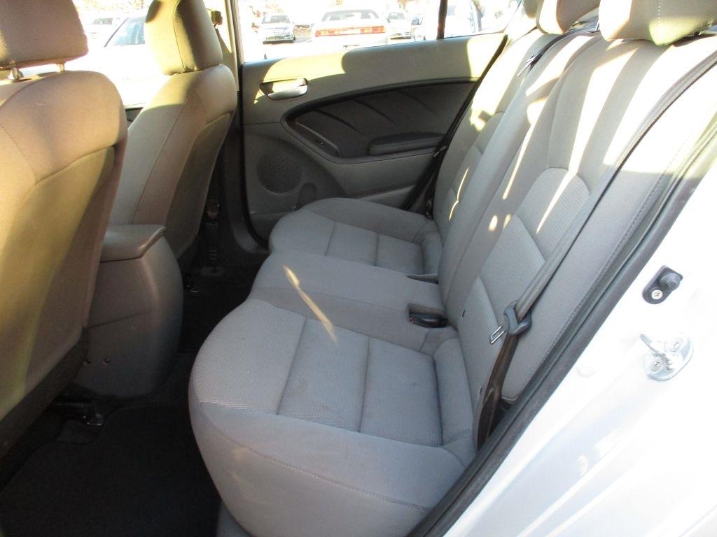 Kia Forte LX 6A 2017