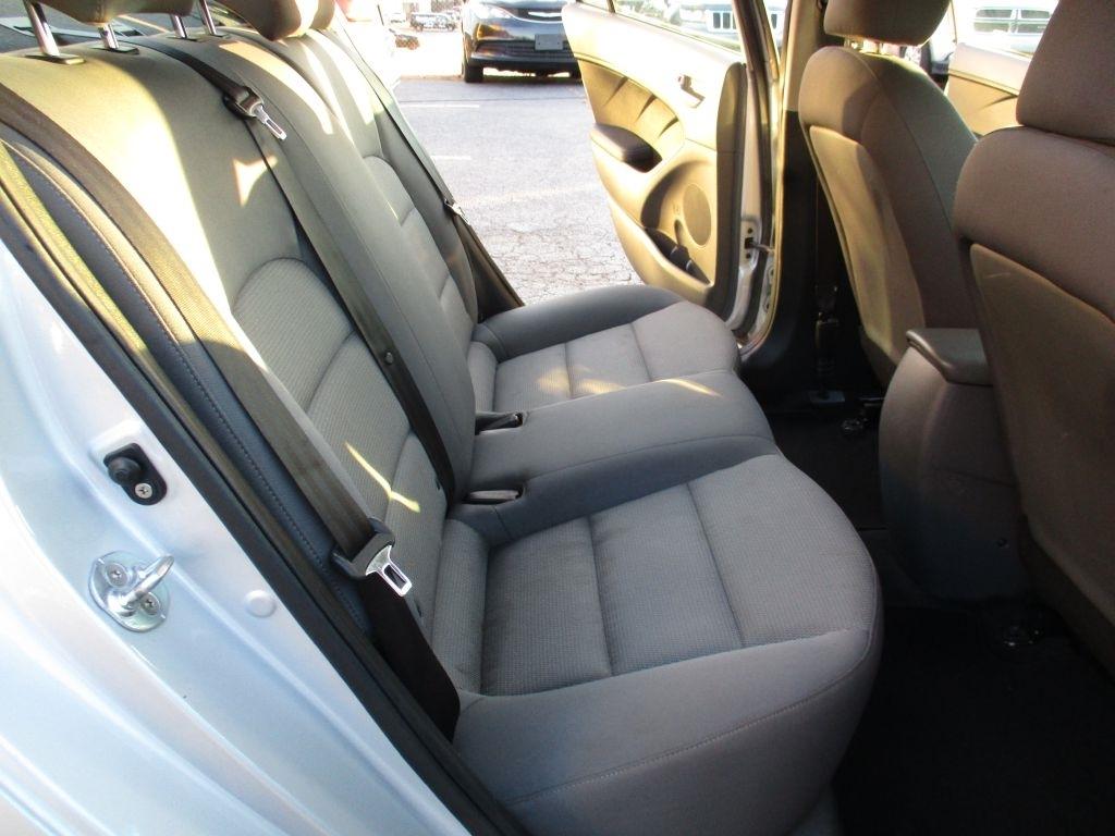 Kia Forte LX 6A 2017