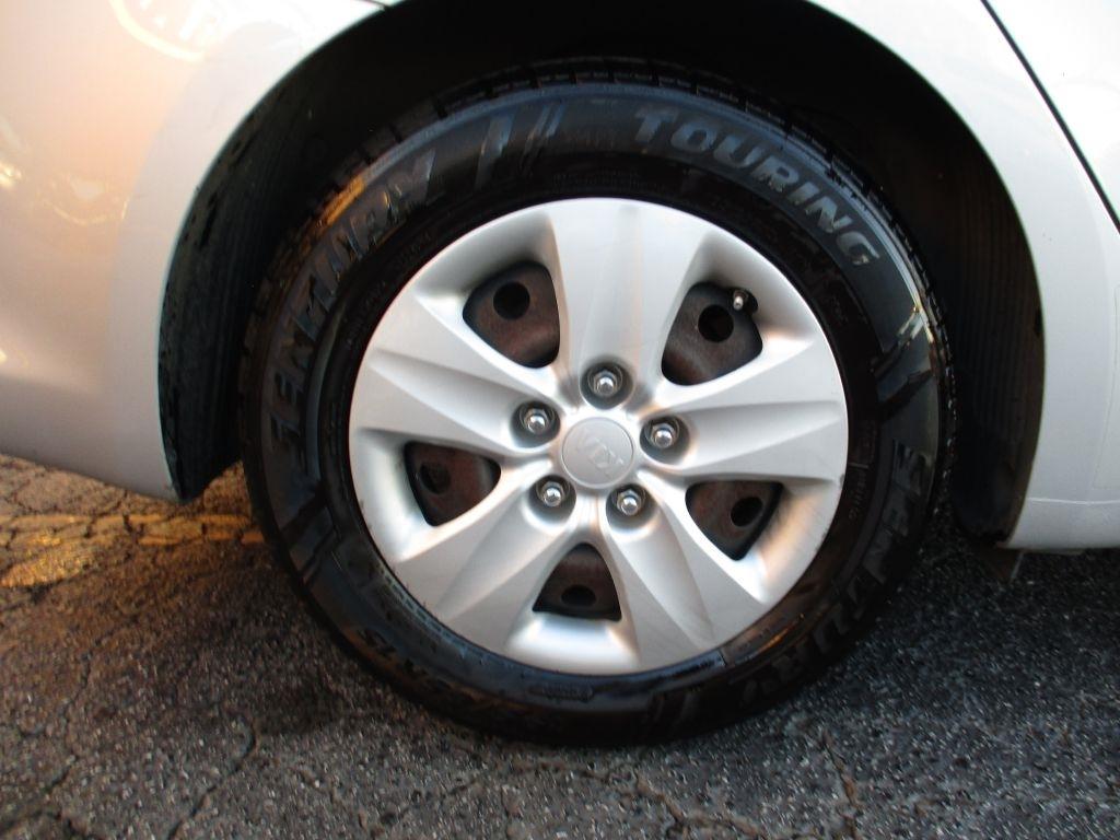 Kia Forte LX 6A 2017