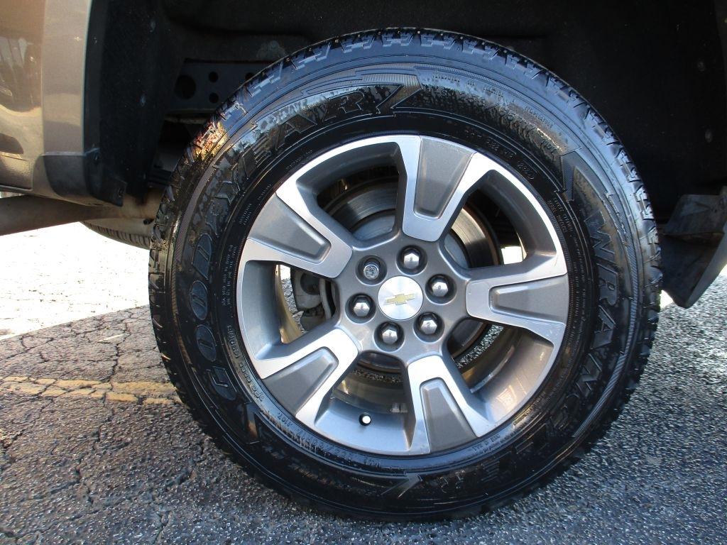 Chevrolet Colorado Z71 Crew Cab 2WD Short Box 2016