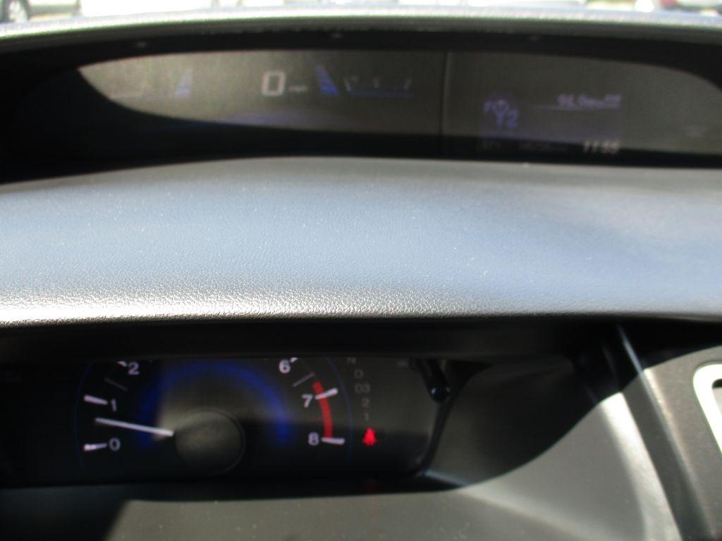 Honda Civic LX Sedan 5-Speed AT 2013
