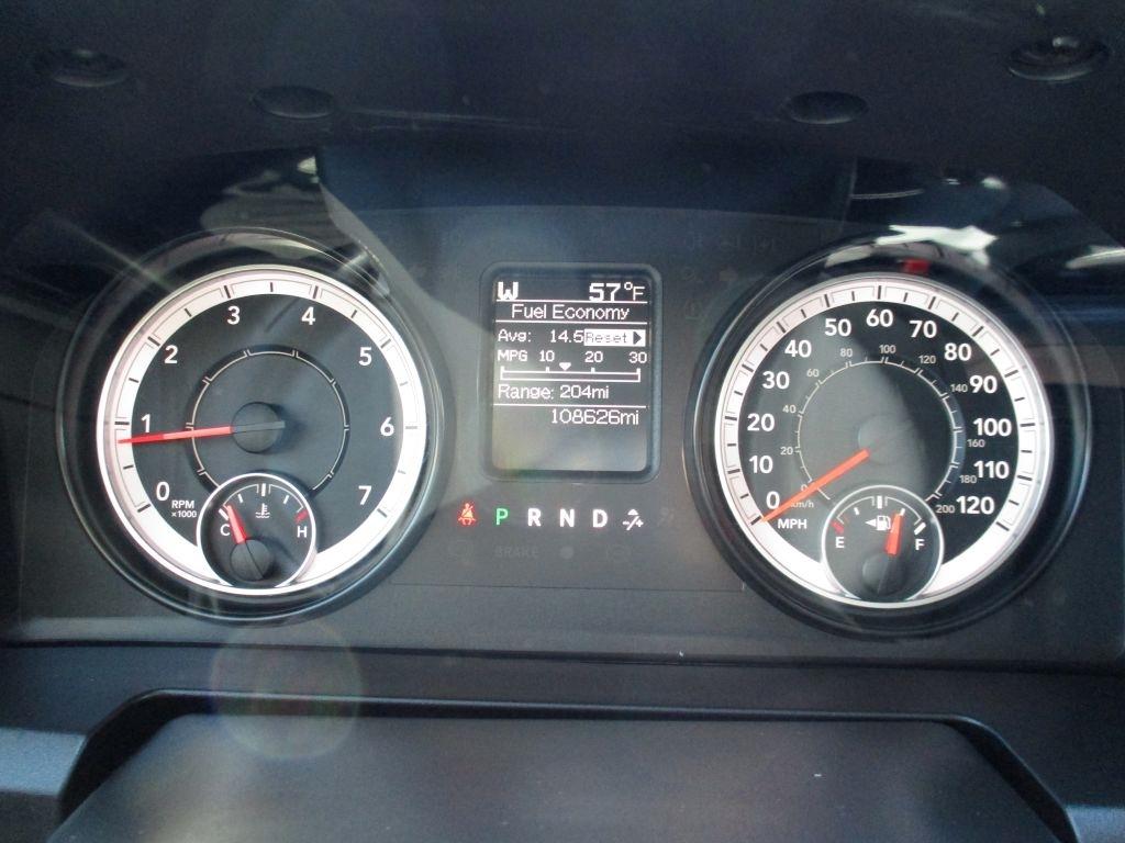 RAM 1500 Tradesman Crew Cab SWB 2WD 2016