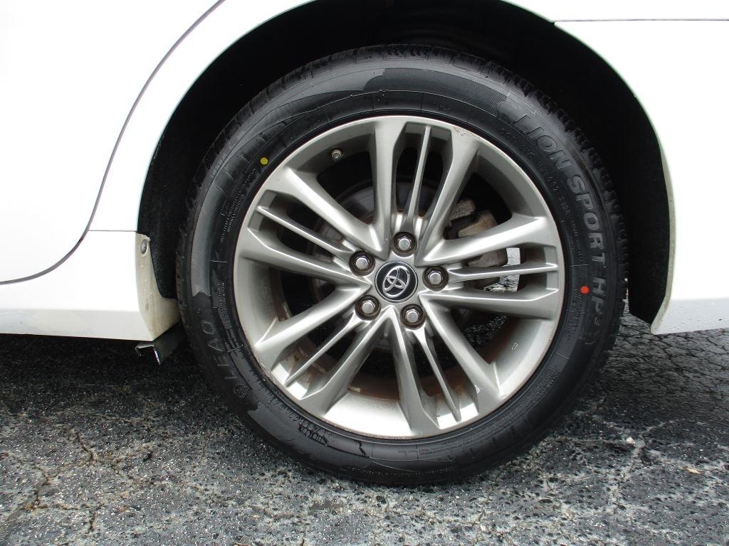 Toyota Camry SE 2016