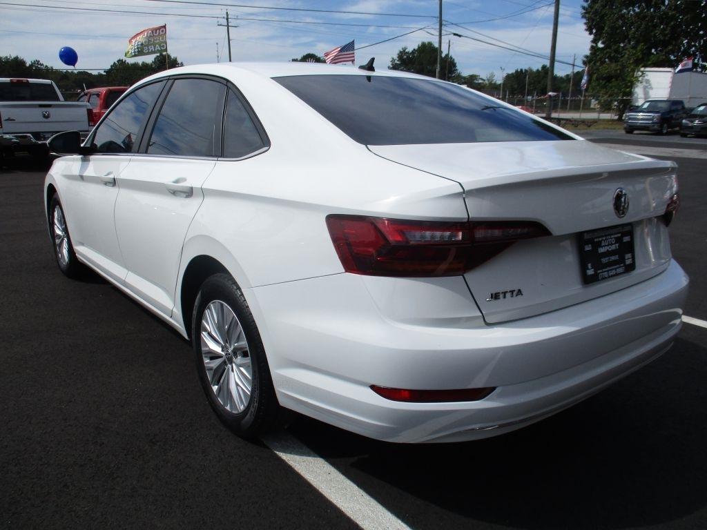 Volkswagen Jetta 1.4T S 8A 2019