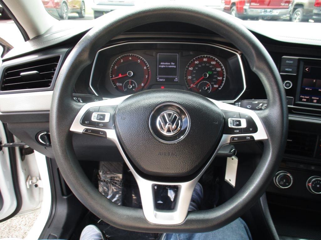 Volkswagen Jetta 1.4T S 8A 2019
