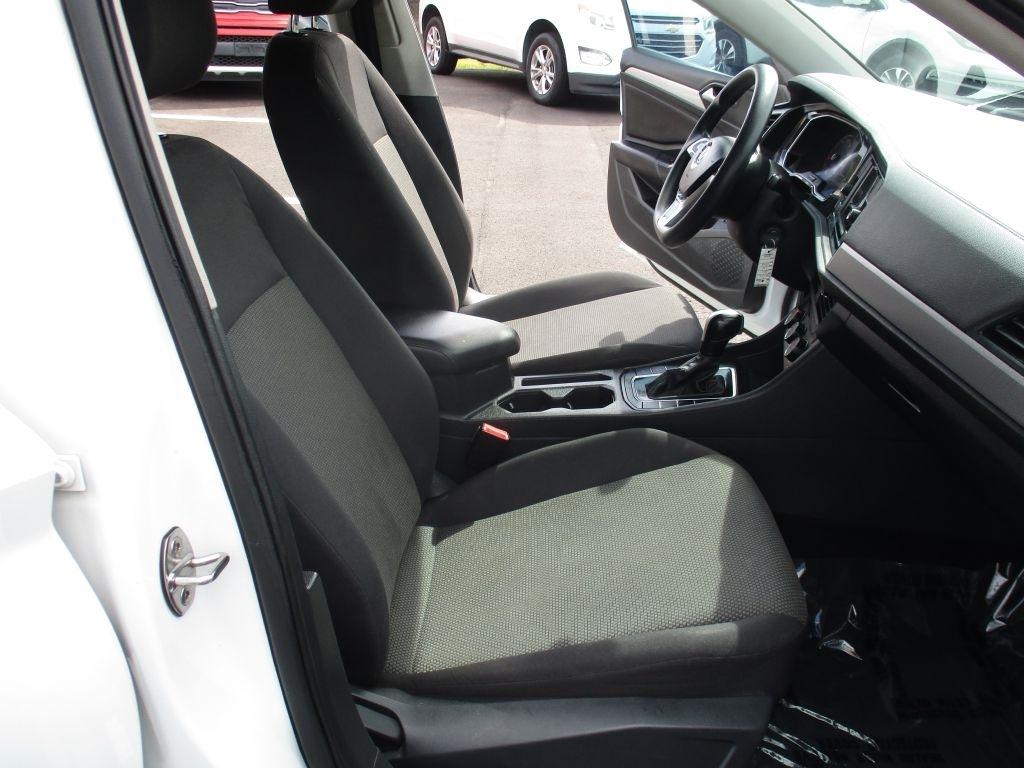Volkswagen Jetta 1.4T S 8A 2019