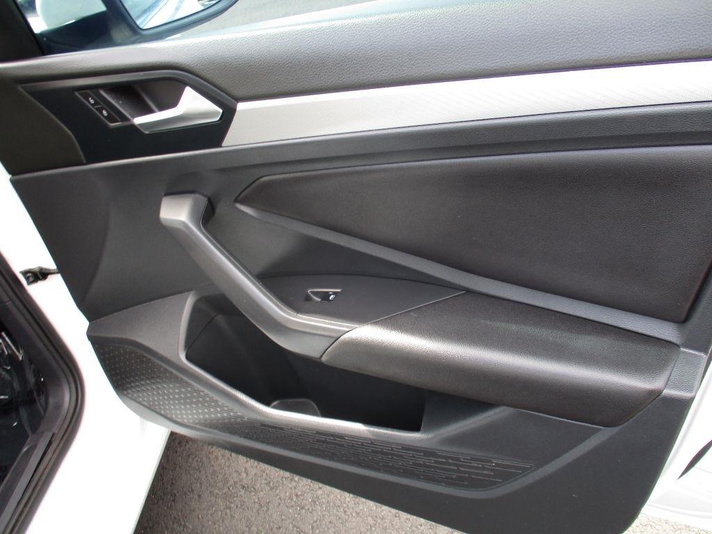 Volkswagen Jetta 1.4T S 8A 2019