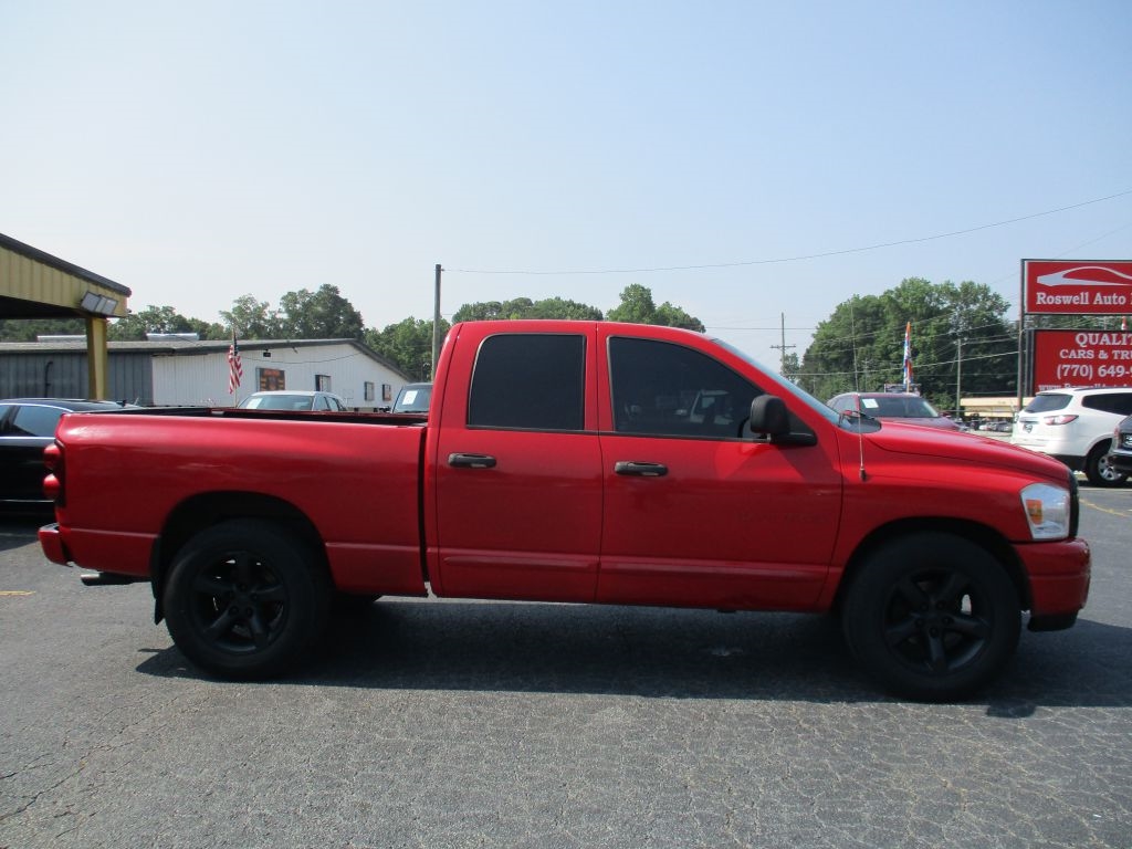 Dodge Ram 1500 SLT Quad Cab 2WD 2007 Dodge Ram 1500 SLT Quad Cab 2WD 2007