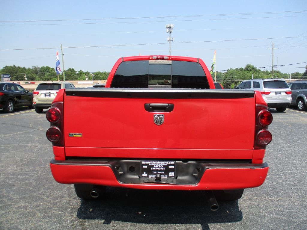 Dodge Ram 1500 SLT Quad Cab 2WD 2007 Dodge Ram 1500 SLT Quad Cab 2WD 2007