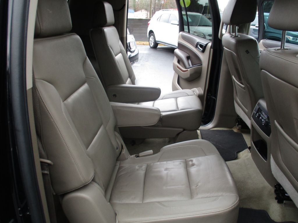 Chevrolet Suburban LTZ 4WD 2016