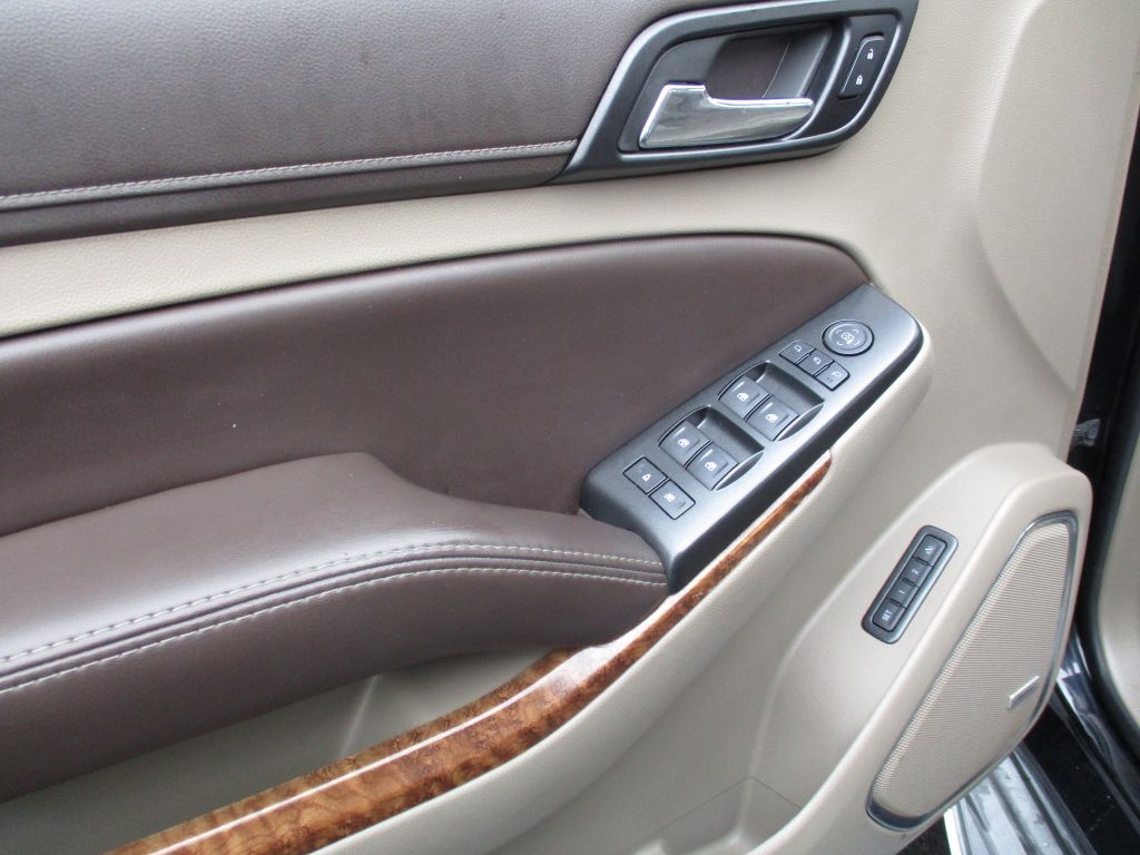 Chevrolet Suburban LTZ 4WD 2016