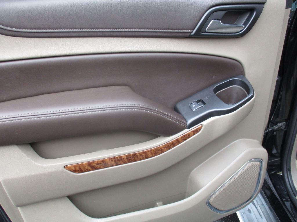 Chevrolet Suburban LTZ 4WD 2016