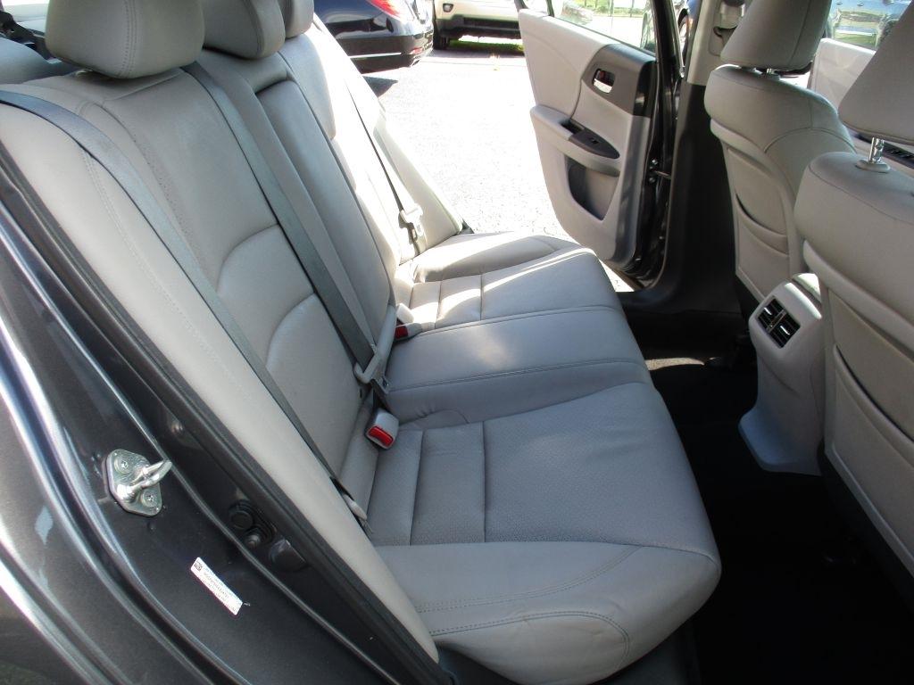 Honda Accord EX-L Sedan CVT 2013