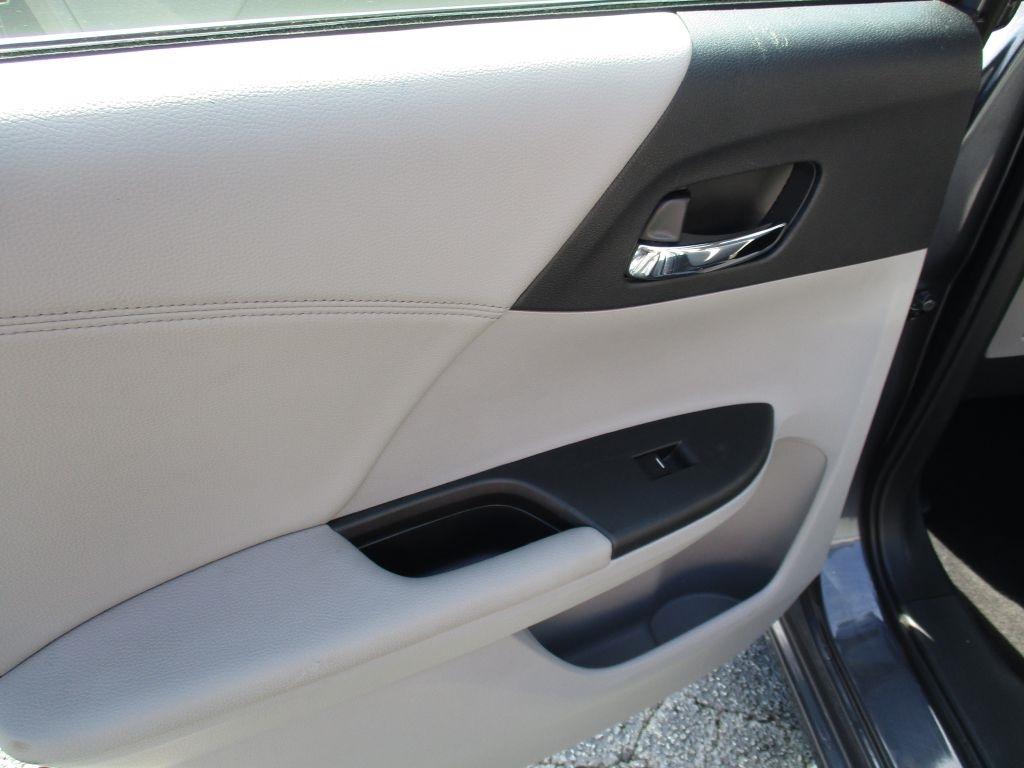 Honda Accord EX-L Sedan CVT 2013