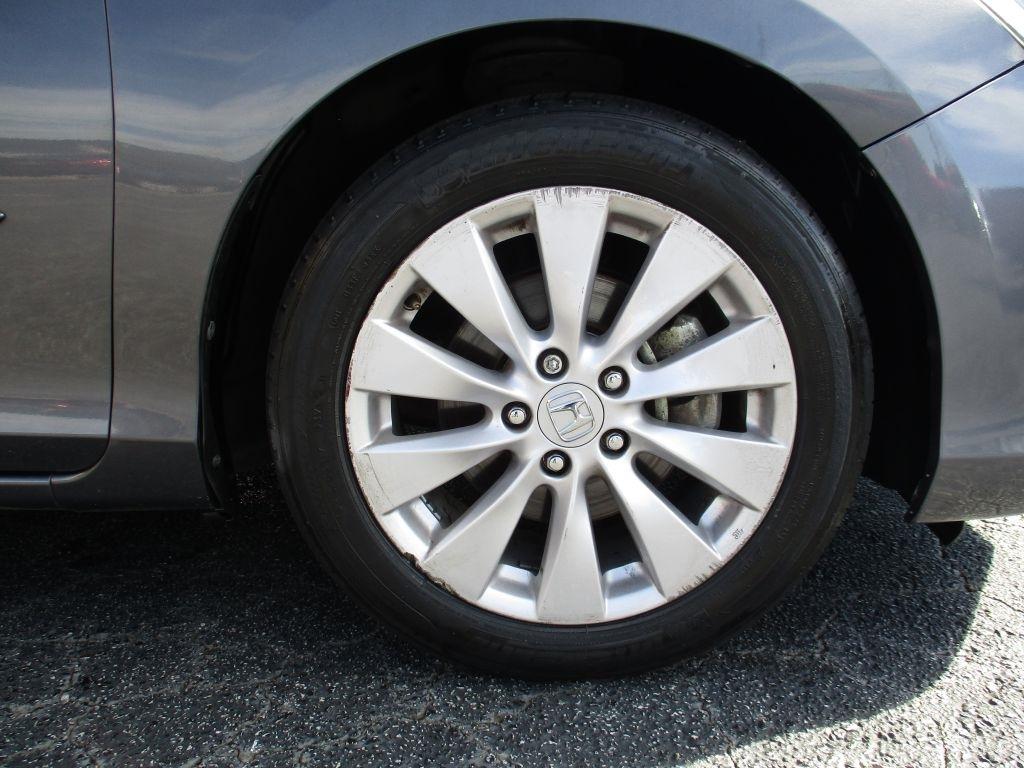 Honda Accord EX-L Sedan CVT 2013