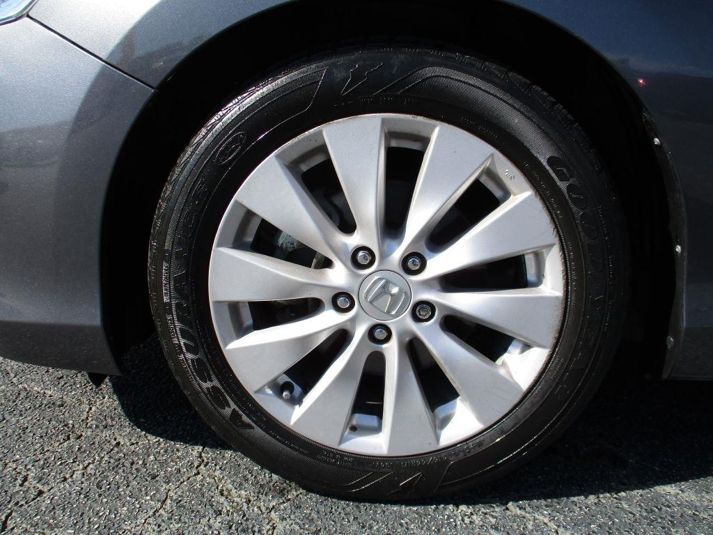 Honda Accord EX-L Sedan CVT 2013