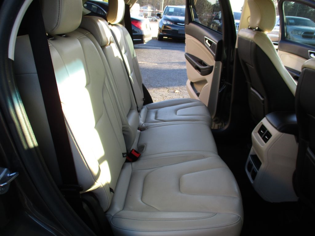 Ford Edge Titanium 2019