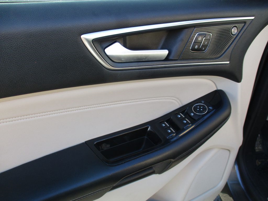 Ford Edge Titanium 2019