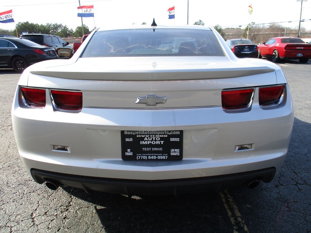 Chevrolet Camaro LS Coupe 2012