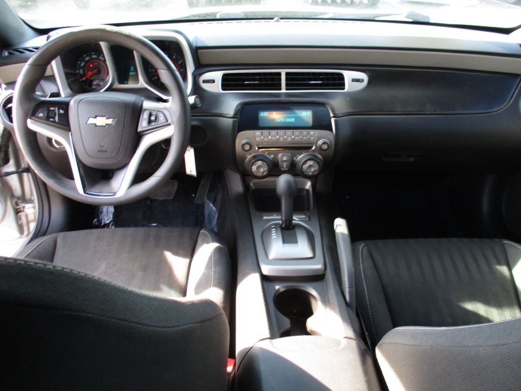 Chevrolet Camaro LS Coupe 2012