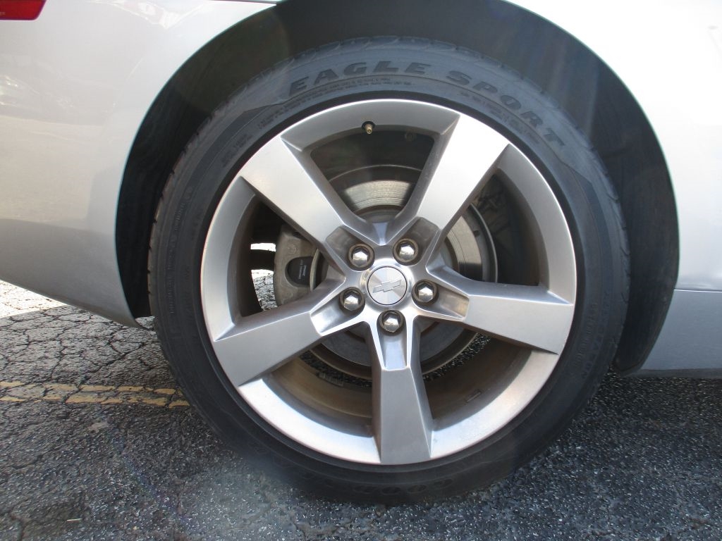 Chevrolet Camaro LS Coupe 2012