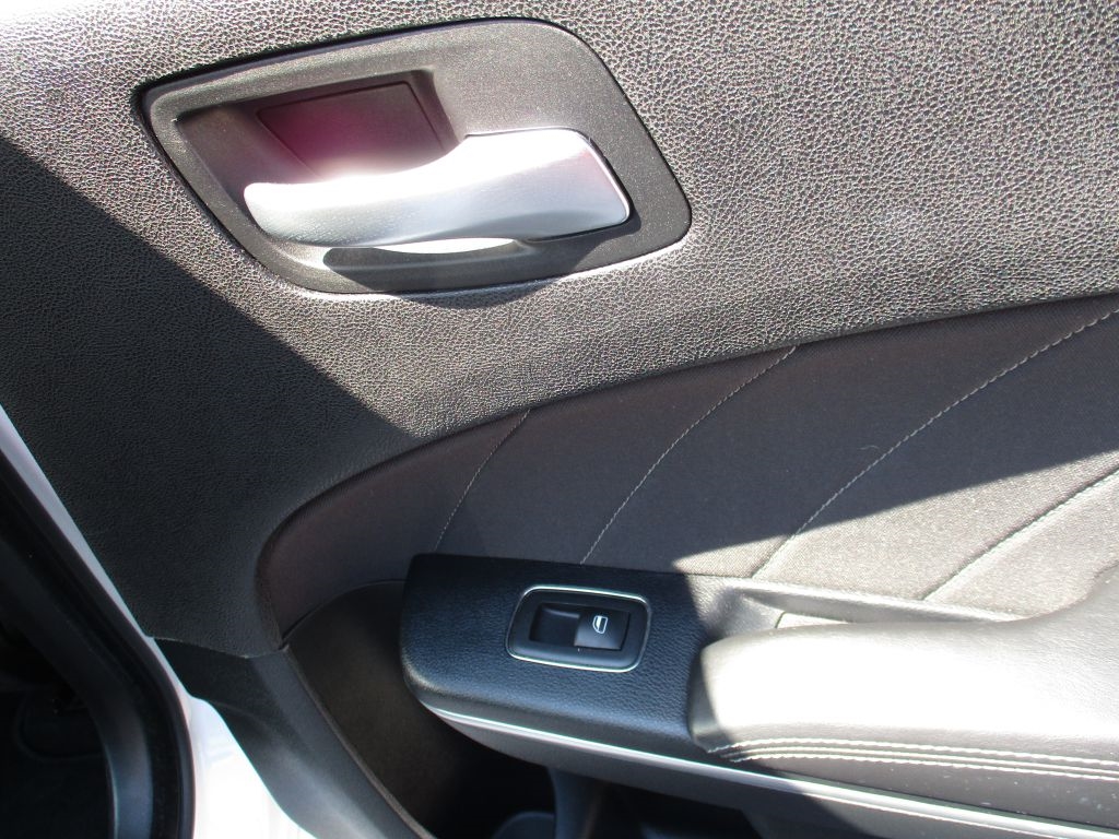 Dodge Charger SXT 2015