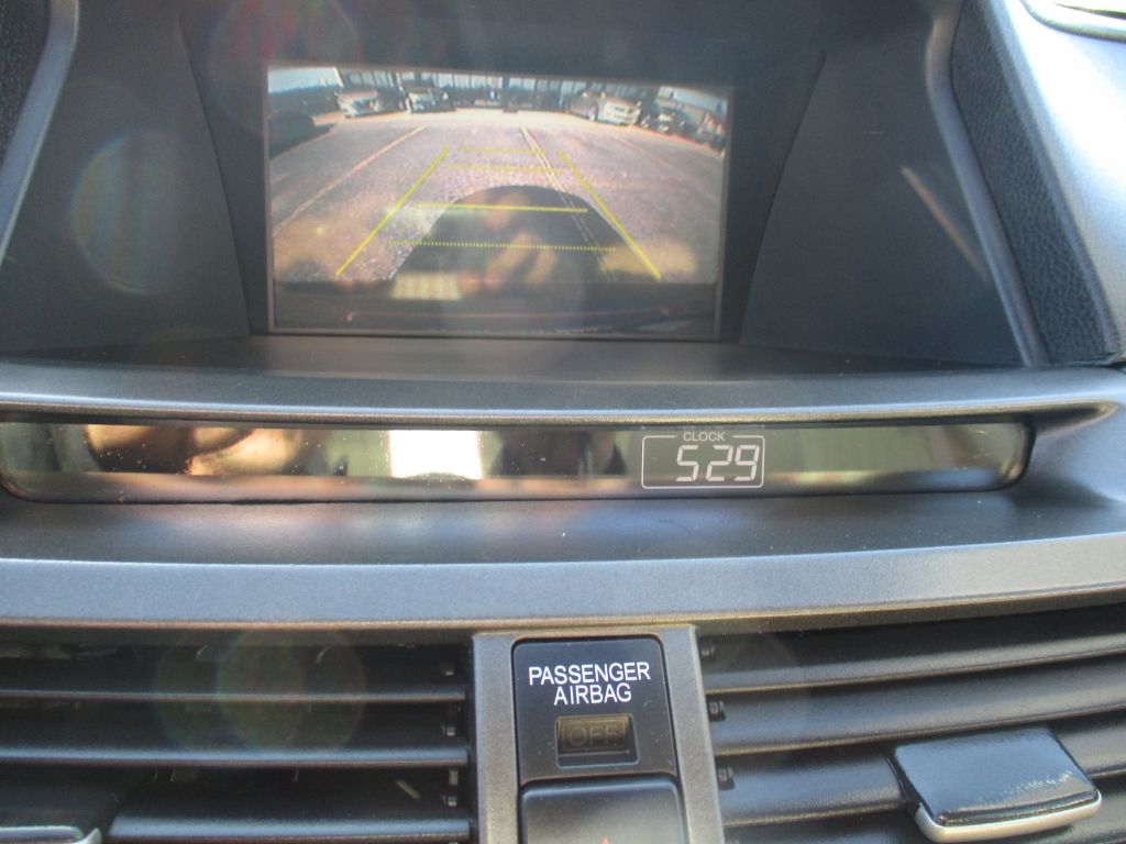 Honda Accord EX-L V-6 Sedan AT 2011