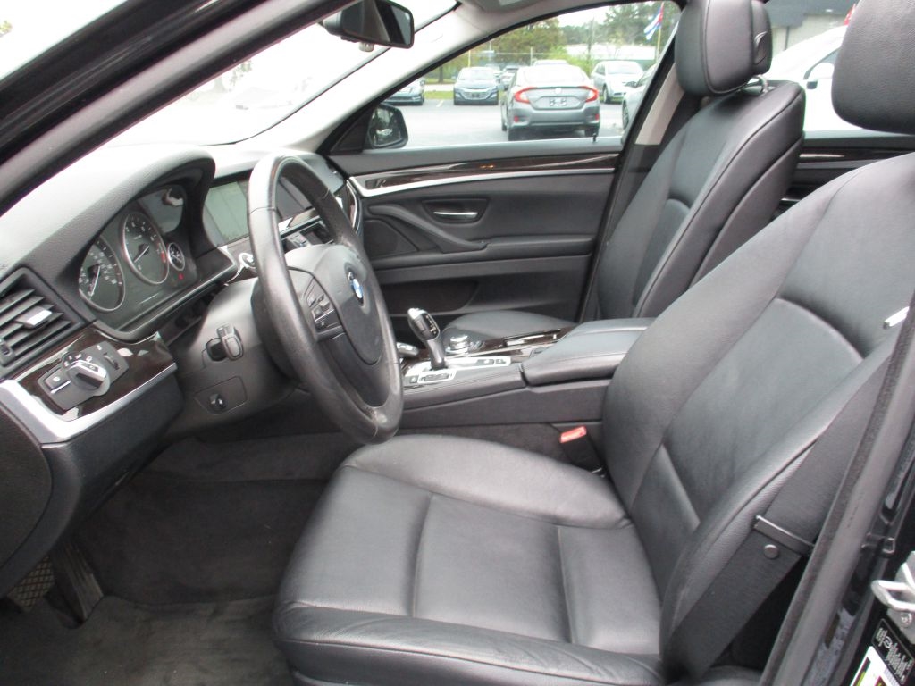 BMW 5-Series 535i 2013