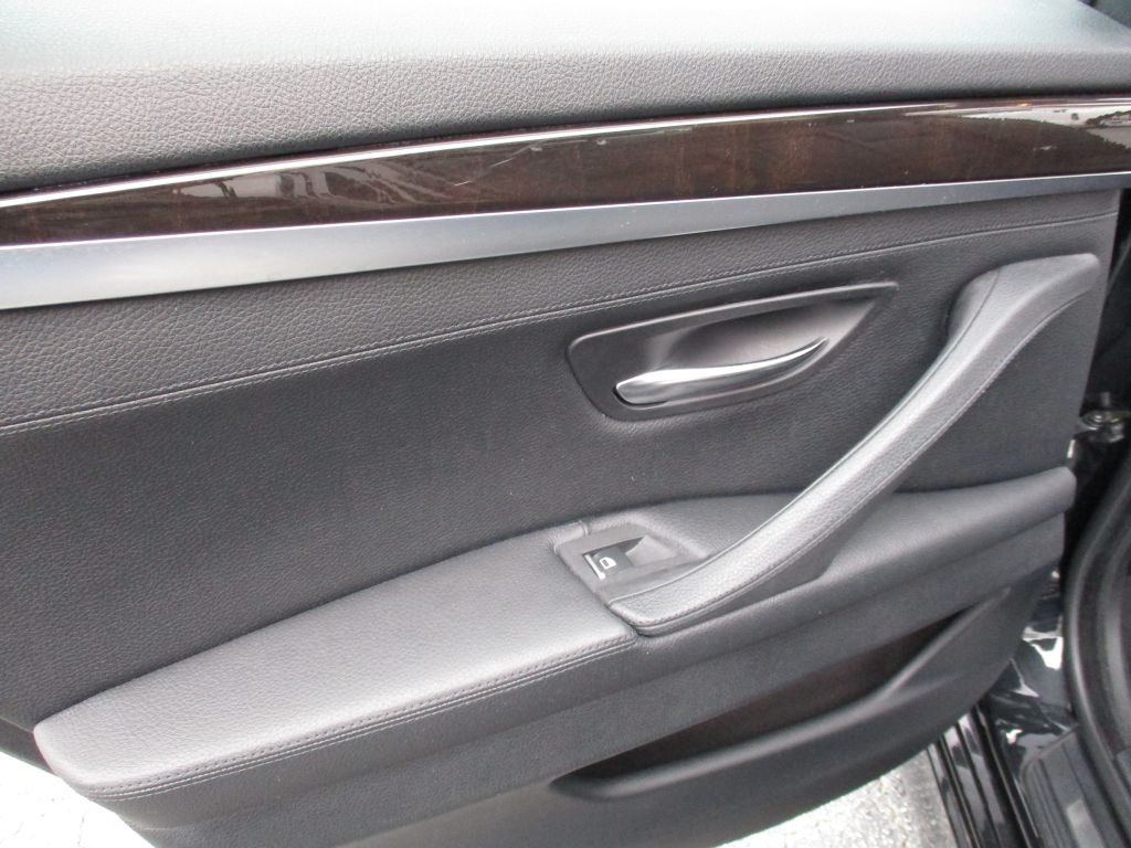 BMW 5-Series 535i 2013