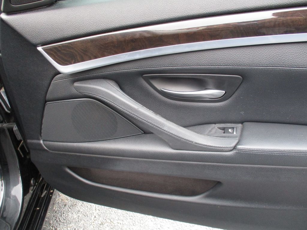 BMW 5-Series 535i 2013